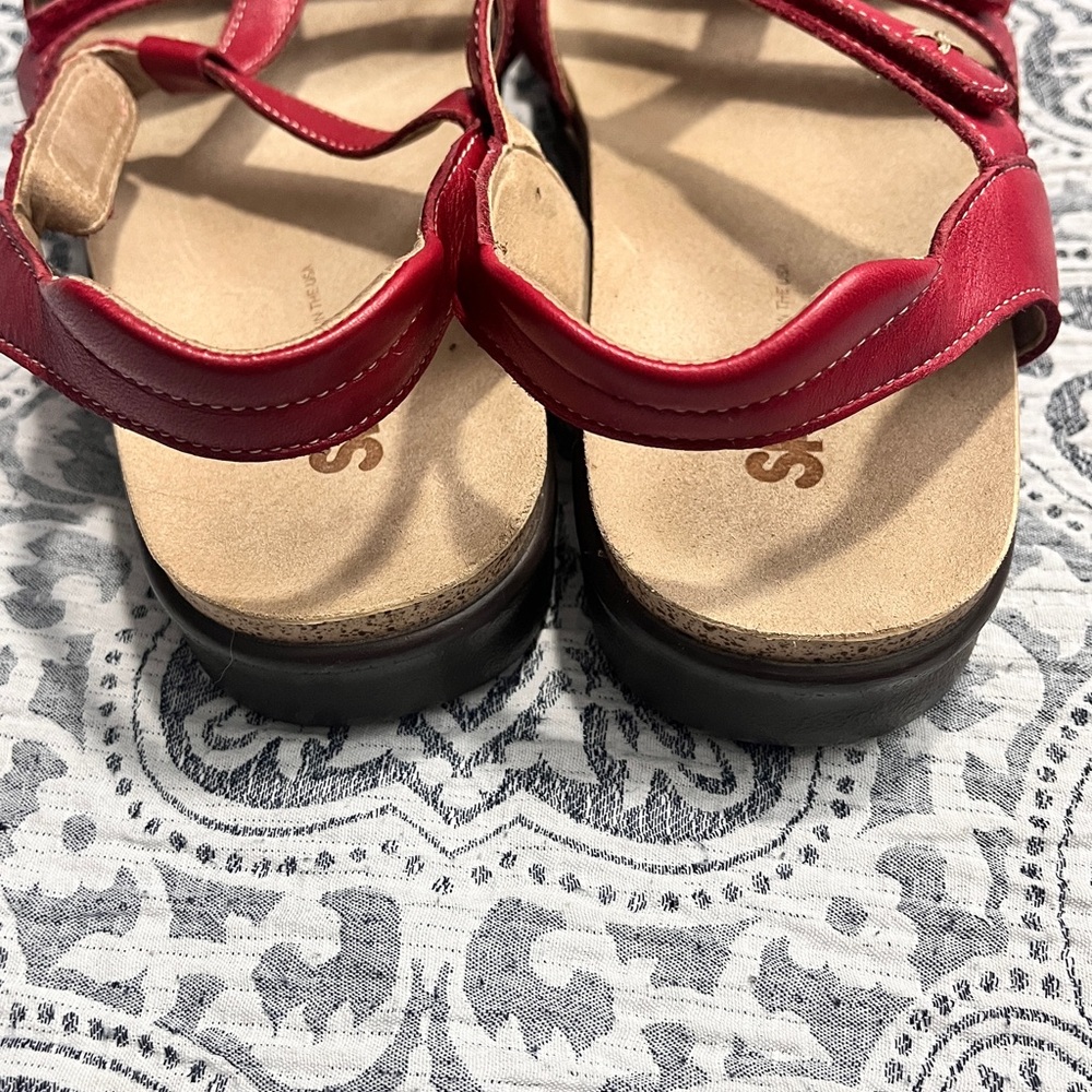SAS Sorrento - T-Strap Red Leather Sandal size 10 - Picture 3 of 10